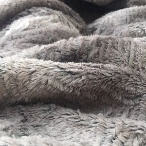 Meet your Posher, Elena